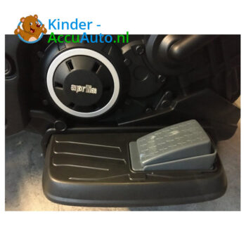 Aprilia Dorsaduro 900 Zwart/Rood Kindermotor 10